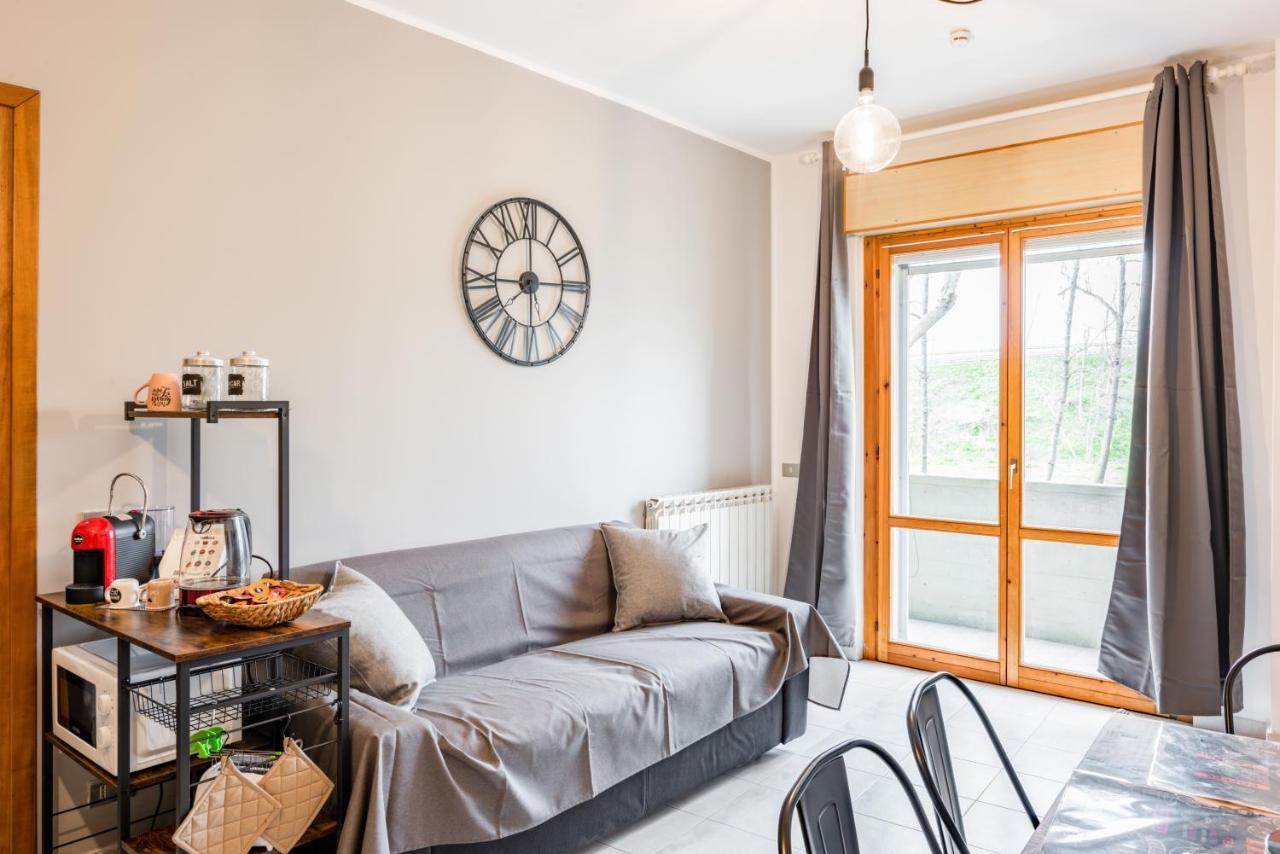 Luni Mare Modern Balcony Flat Apartment Marinella di Sarzana Bagian luar foto